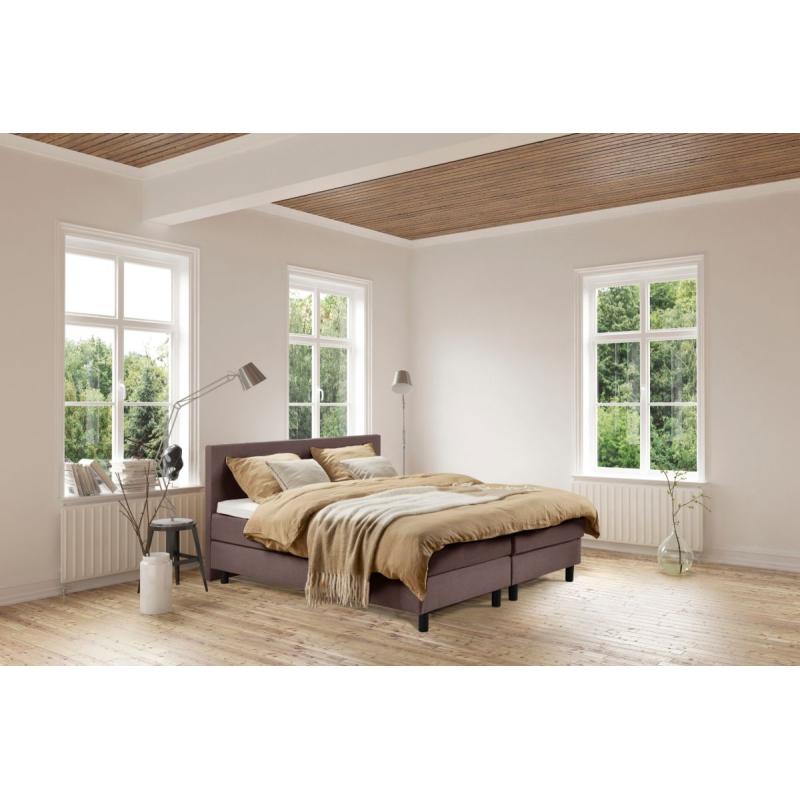 Beddenleeuw Boxspring Bed Isabella 180x210 Incl. Pocketmatras Hoofdbord Bruin