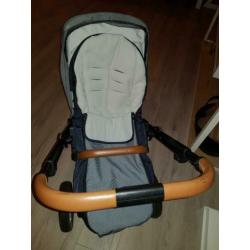 Complete nette Mutsy kinderwagen Igo Urban Nomad