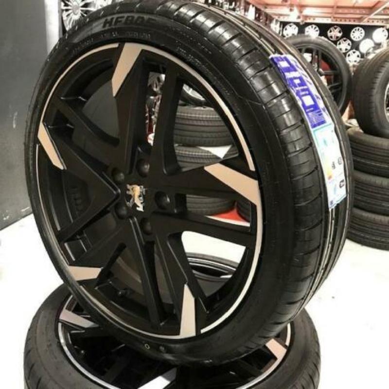 18" Velgen Peugeot 308 GTI + 225/40R18 Zomerbanden €899