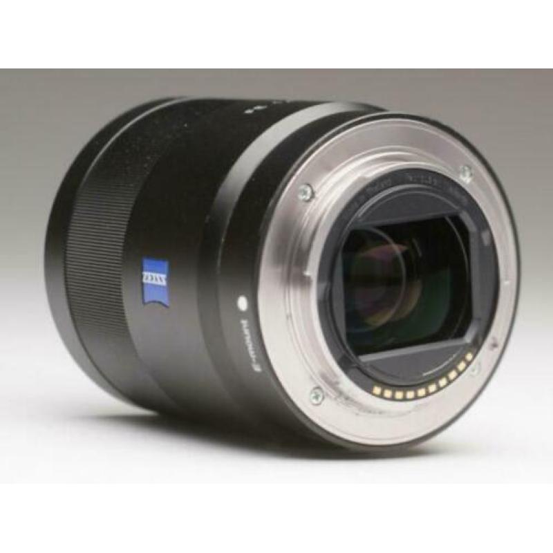 Sony Carl Zeiss Sonnar T* FE 55mm f/1.8 ZA SEL55F18Z