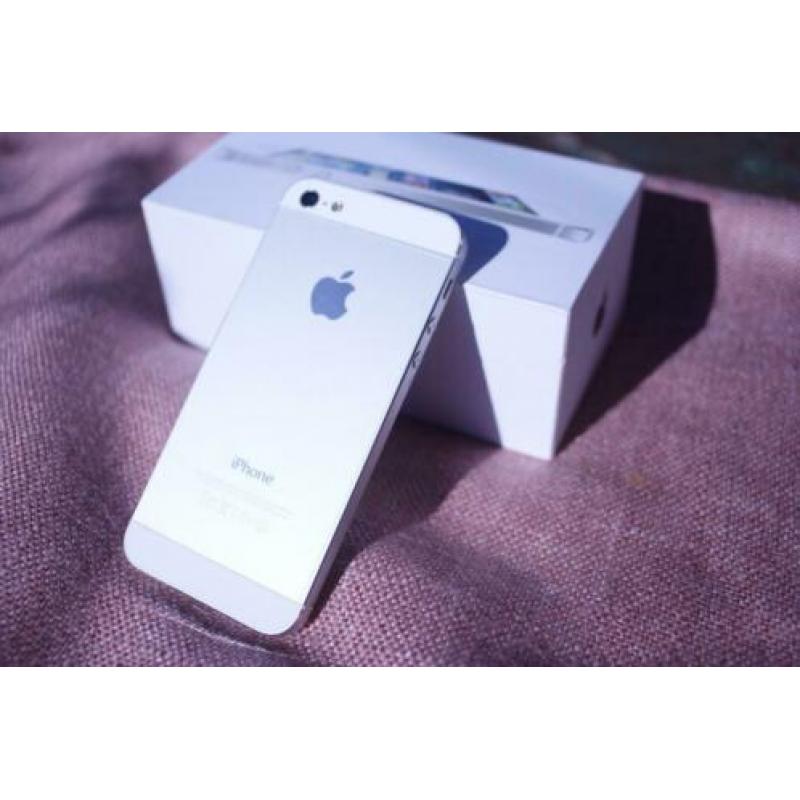 Apple iPhone 5 - 16GB