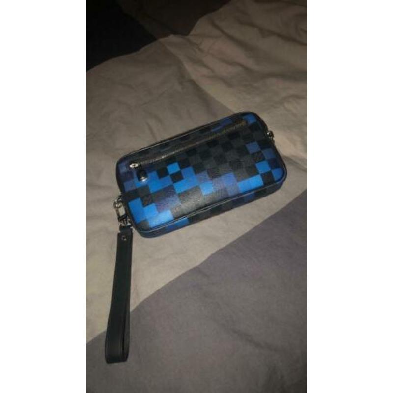 Louis Vuitton Clutch bag