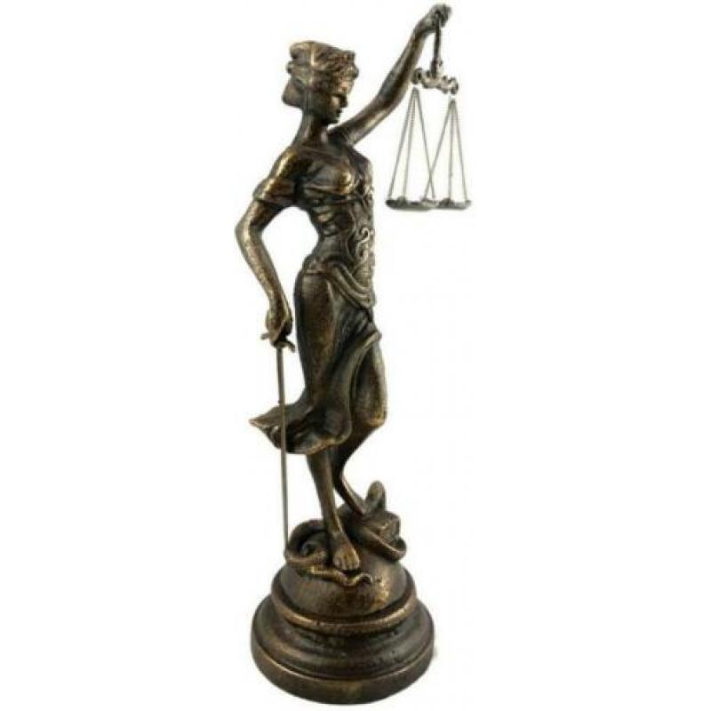 Beeld Vrouwe Justitia Nieuw