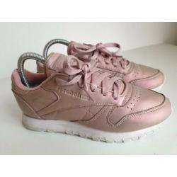 Reebok classic maat 36