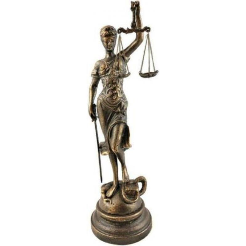 Beeld Vrouwe Justitia Nieuw