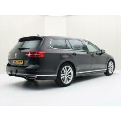 Volkswagen Passat VARIANT 1.6 TDI 7-DSG R-Line € 18.900,00