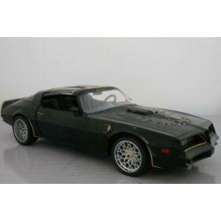 Greenlight 1/18 Pontiac Firebird Trans Am (Fast & Furious)