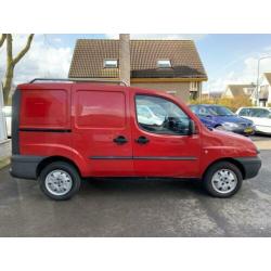 Fiat Doblò Cargo 1.9D / Bj 2004 / Schuifdeur / NAP