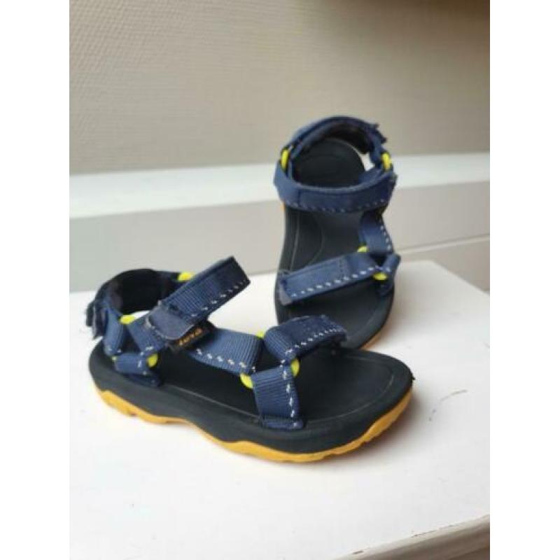 Teva hurricane xlt teva maat 21 blauw geel sandalen