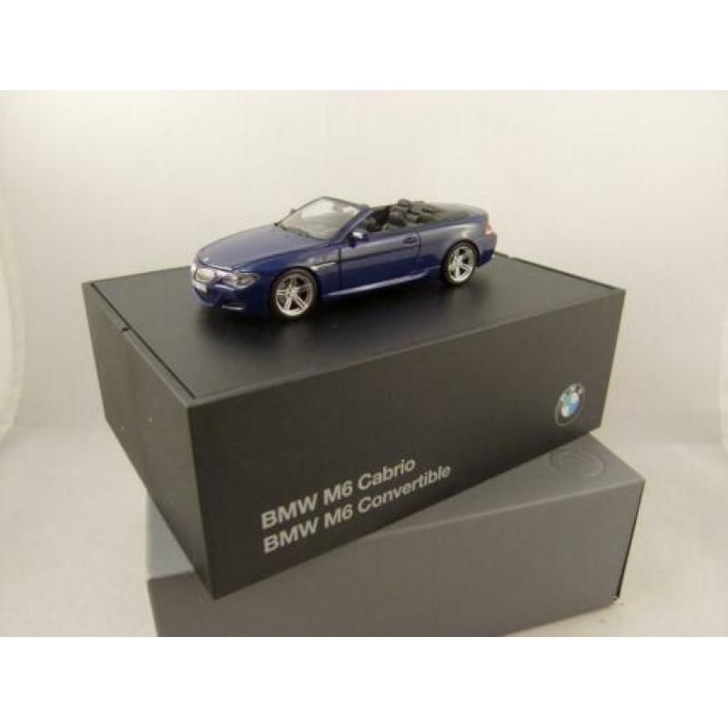 BMW M6 Interlagos blau