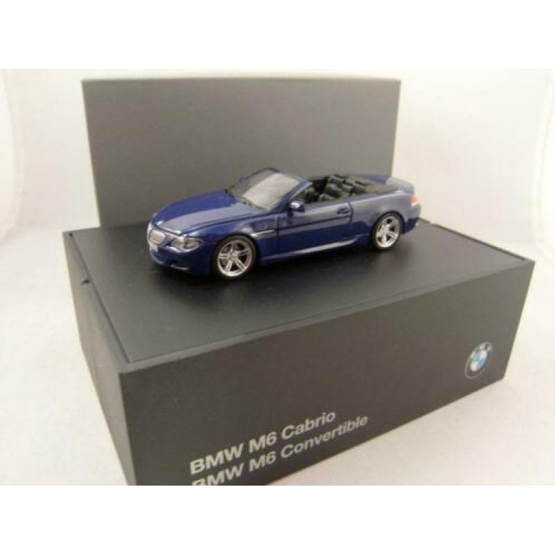 BMW M6 Interlagos blau