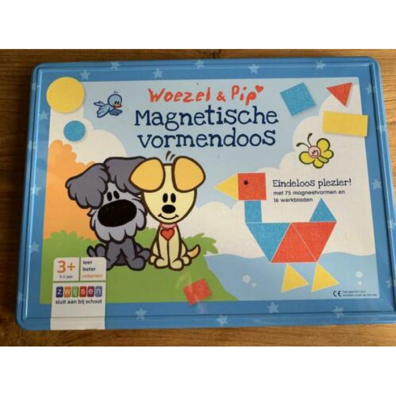 Woezel & Pip magnetische vormendoos