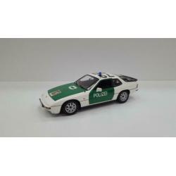 Minichamps Porsche 924 Polizei 1985 1:18 Nieuw