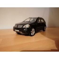 Mercedes-Benz ML-klasse 1:18