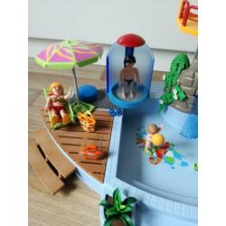 Playmobil zwembad met werkende douche!