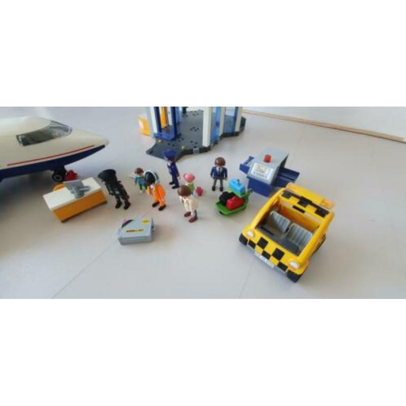 Playmobil vliegveld met vliegtuig nmr 5007