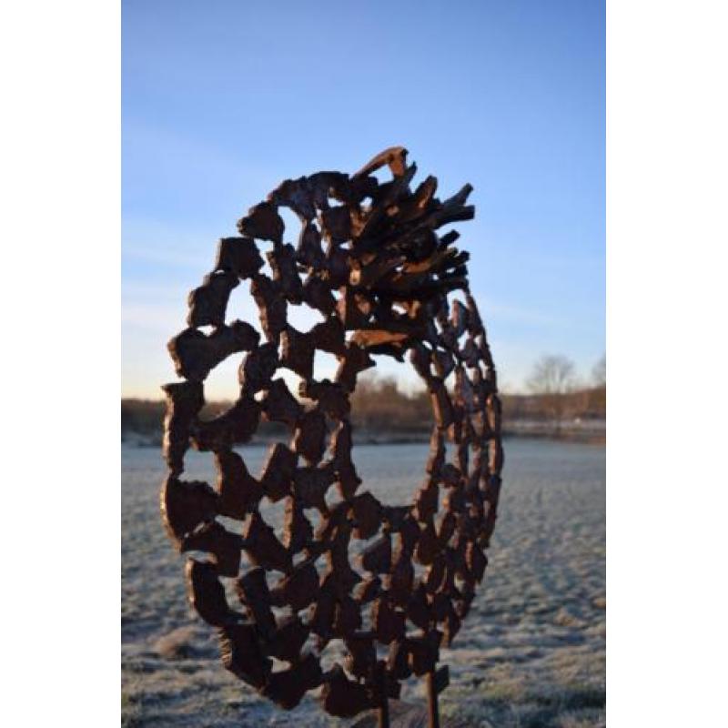 Hedendaagse, abstracte sculpturen.