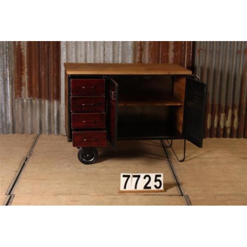 Industriële retro trolley/koffiekar/dressoir nr.7725