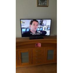 Samsung smart TV40" LED full HD TV 1080p