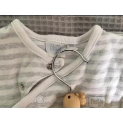 Feetje baby onesie pakje babypak maat 50 grijs gestreept