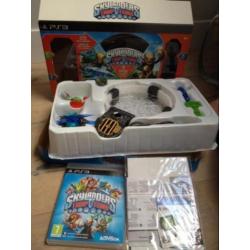 NIEUW! Skylanders trap team starterskit, portal, dvd ps3 set